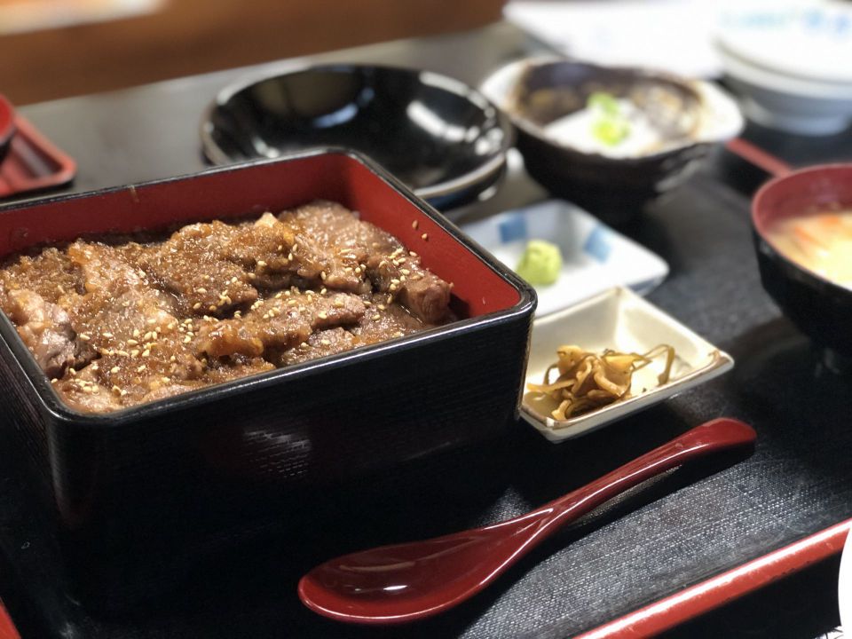 新橋で味わう至極の寿司体験！地元の隠れた名店を徹底紹介
